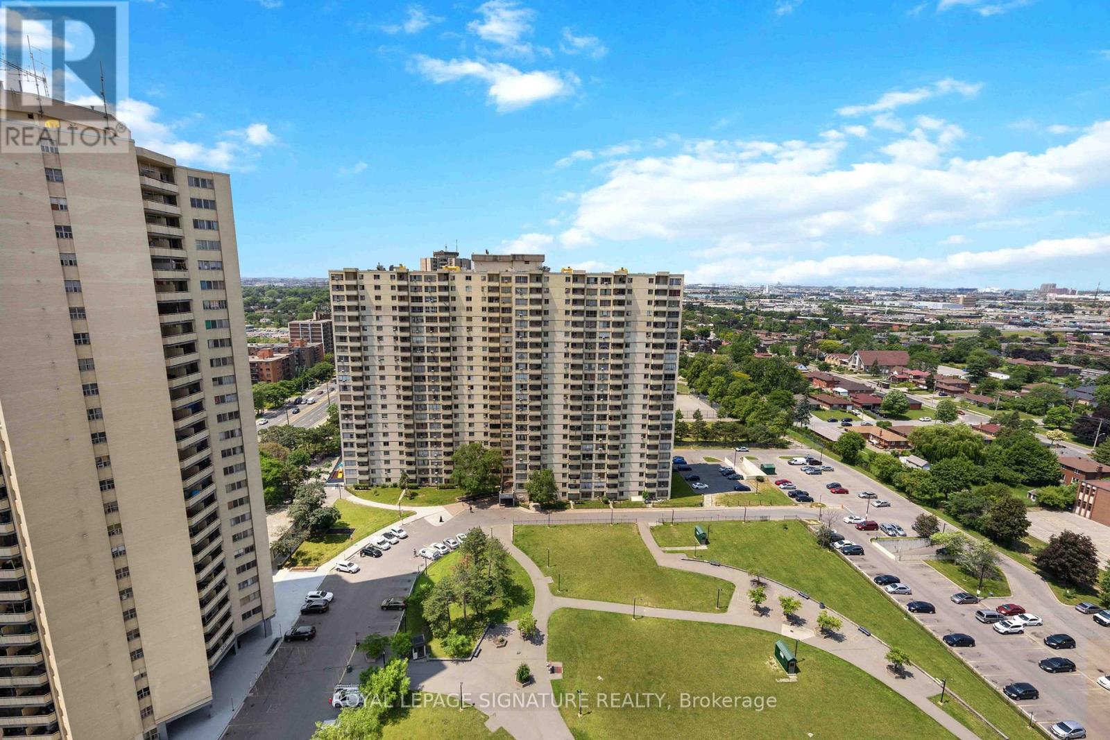 2315 - 320 Dixon Road, Toronto, Ontario  M9R 1S8 - Photo 6 - W12584028