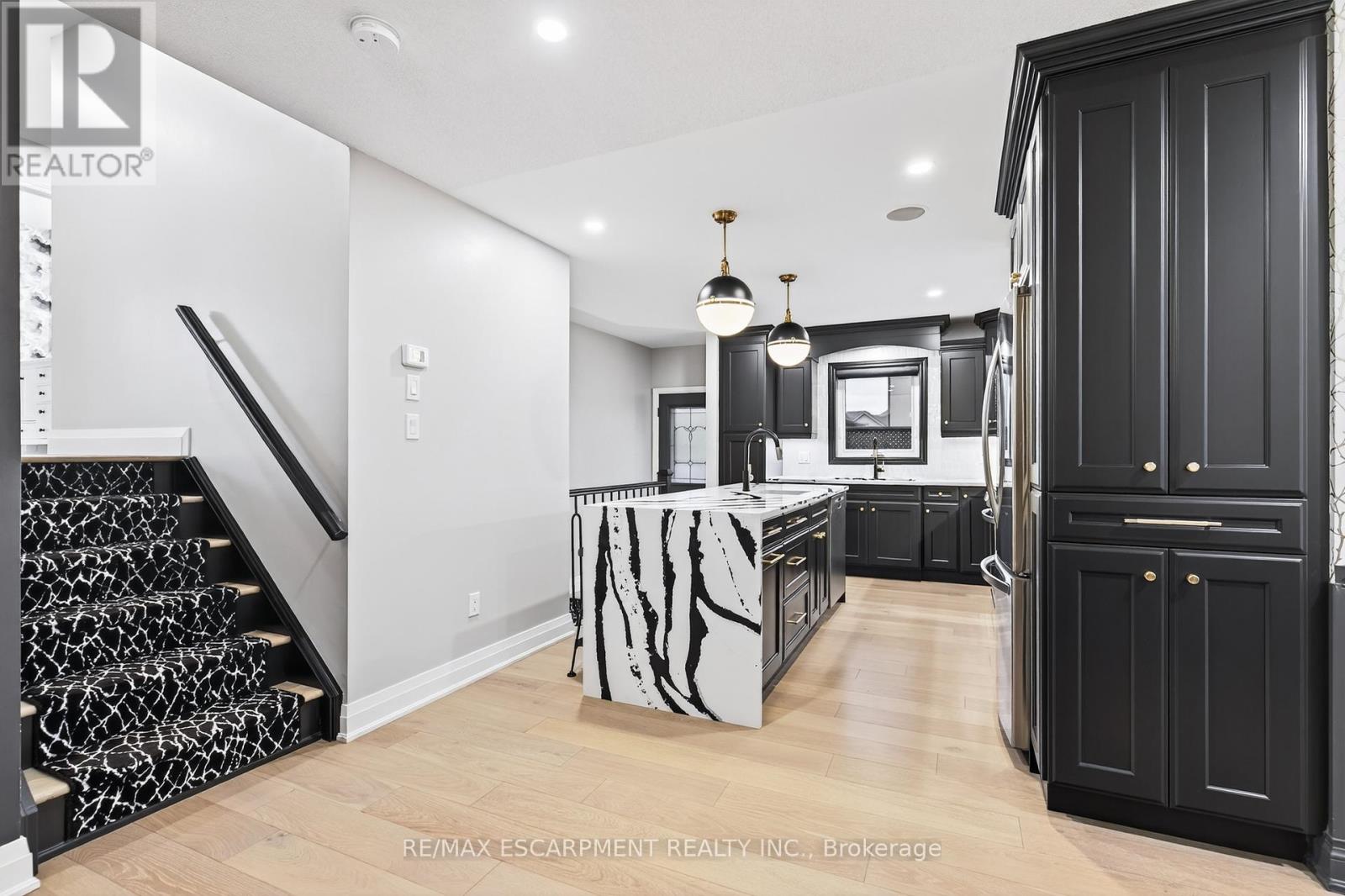 7 Waterside Drive, Hamilton, Ontario  L8E 5T9 - Photo 13 - X12584008