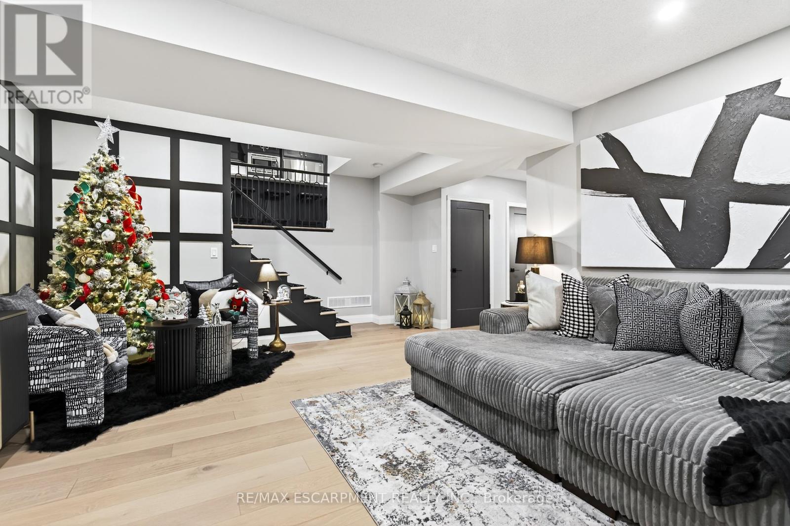 7 Waterside Drive, Hamilton, Ontario  L8E 5T9 - Photo 27 - X12584008