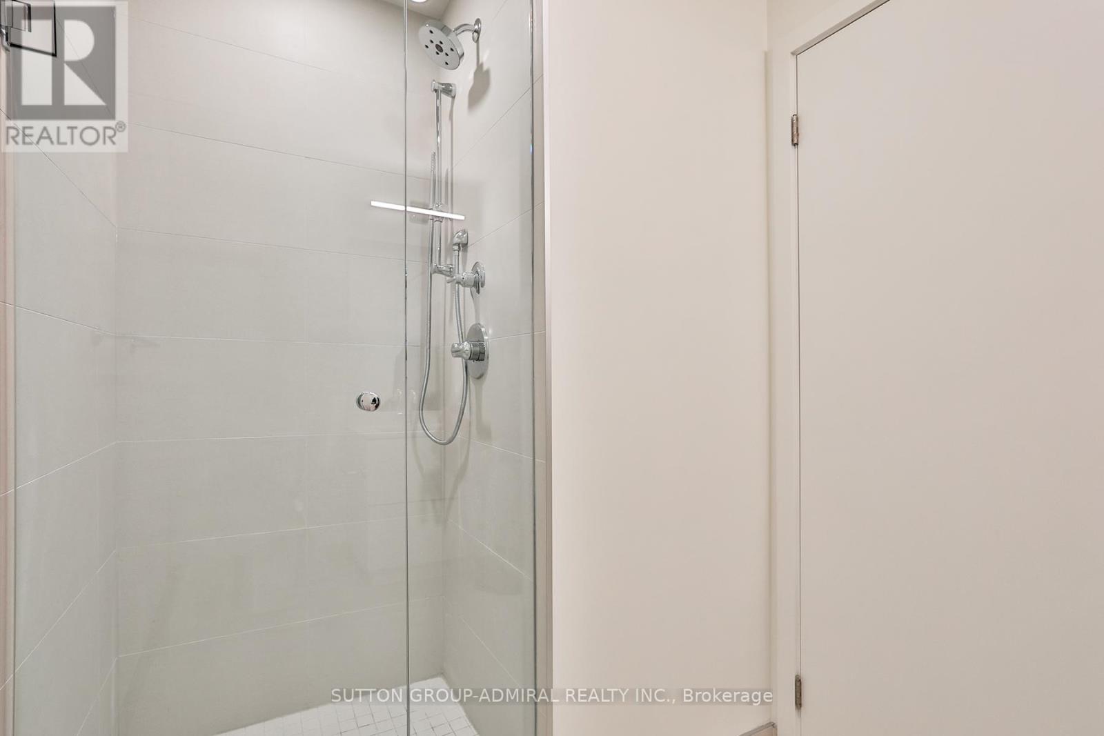 208 - 89 Church Street, Toronto, Ontario  M5C 2G3 - Photo 17 - C12583846