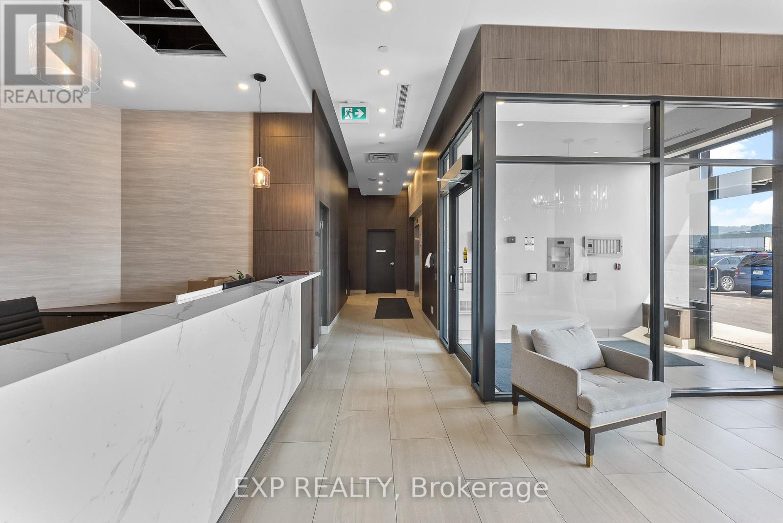 219 - 550 North Service Road, Grimsby, Ontario L3M 0H9 - Photo 32 - X12584034