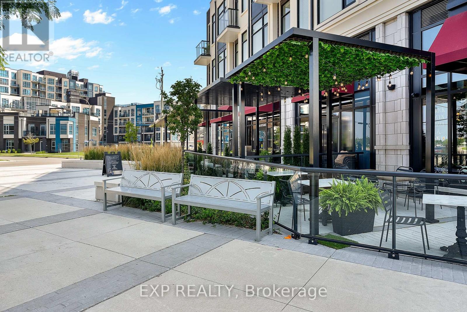 219 - 550 North Service Road, Grimsby, Ontario L3M 0H9 - Photo 46 - X12584034