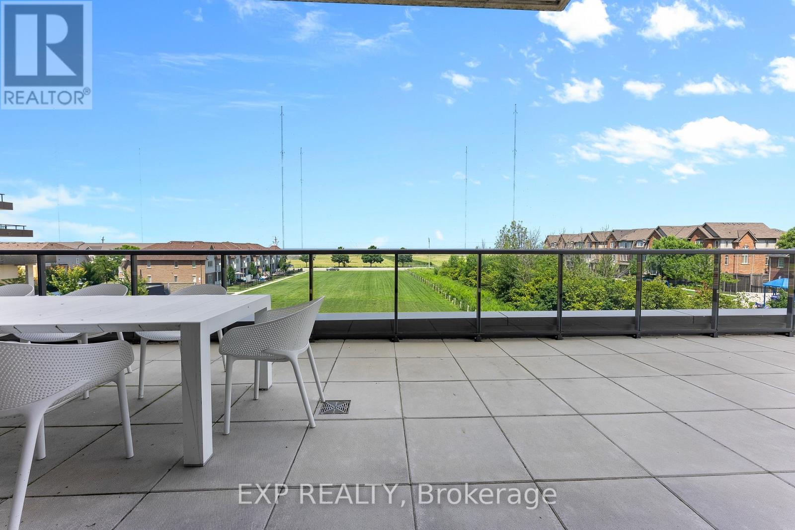 219 - 550 North Service Road, Grimsby, Ontario L3M 4E8 - Photo 20 - X12584036