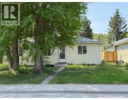 8823 36 Avenue NW Bowness