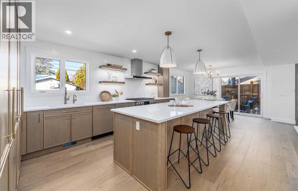 1152 Lake Sundance Crescent Se, Calgary, Alberta  T2J 2S8 - Photo 4 - A2270951