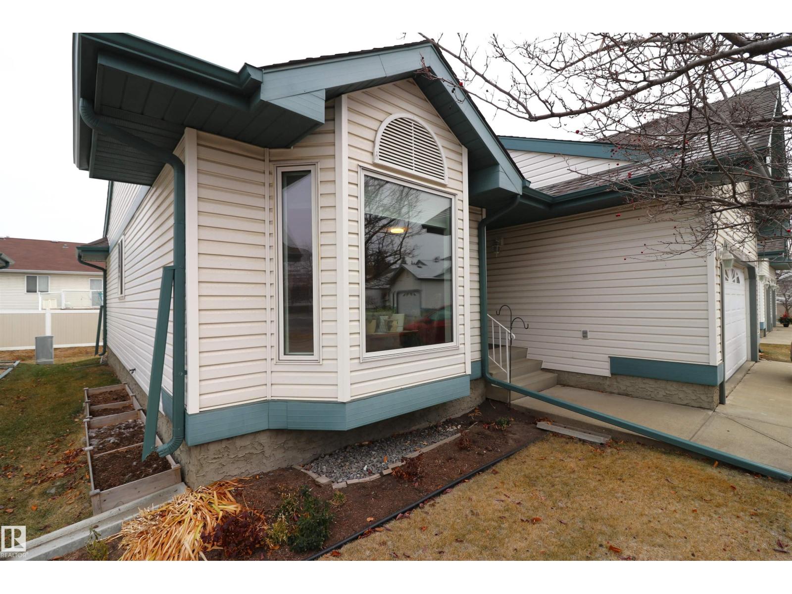 #13 308 Jackson Rd Nw, Edmonton, Alberta  T6L 6W1 - Photo 2 - E4466928
