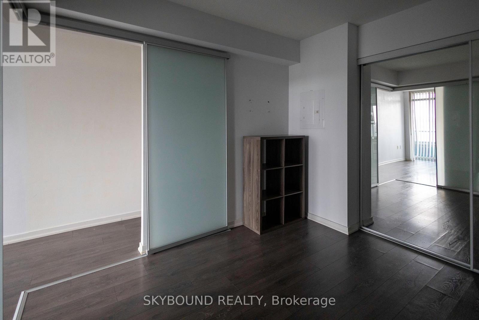 505e - 36 Lisgar Street, Toronto, Ontario  M6J 3G2 - Photo 13 - C12584046