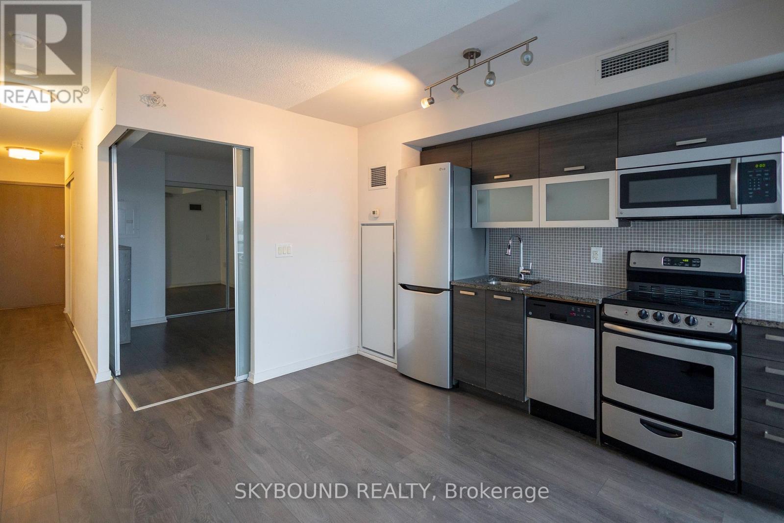 505e - 36 Lisgar Street, Toronto, Ontario  M6J 3G2 - Photo 16 - C12584046