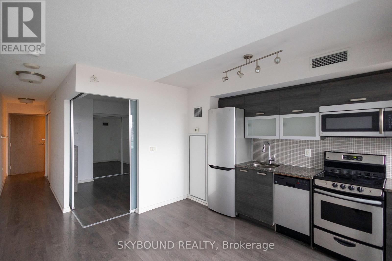 505e - 36 Lisgar Street, Toronto, Ontario  M6J 3G2 - Photo 2 - C12584046