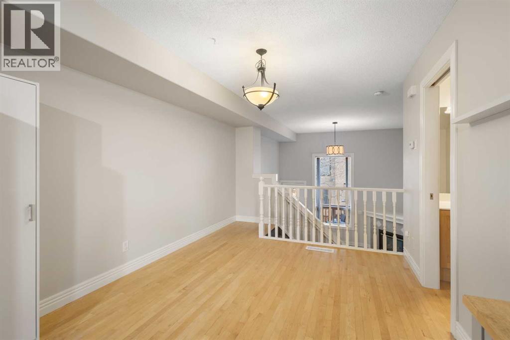 225 Bridlewood Lane Sw, Calgary, Alberta  T2Y 3X8 - Photo 12 - A2267881