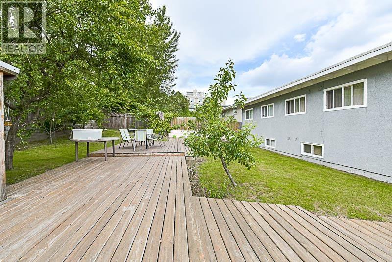 1335 1337 Kamloops Street, New Westminster, British Columbia  V6E 4A4 - Photo 16 - R3070392