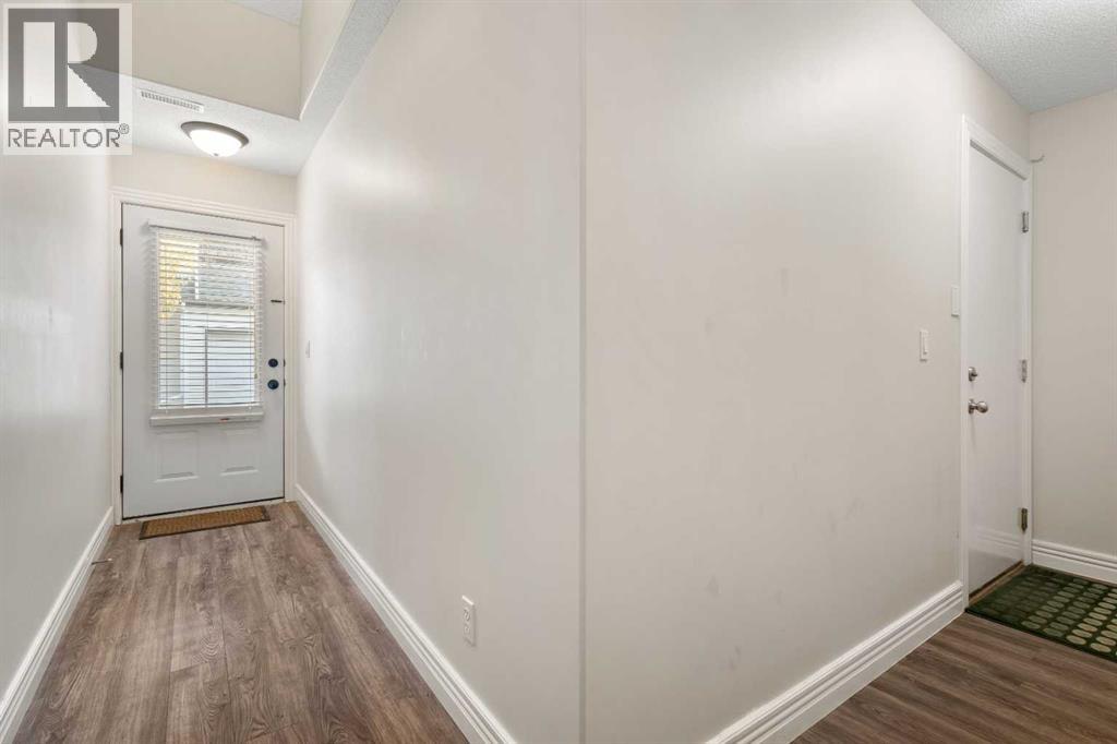 225 Bridlewood Lane Sw, Calgary, Alberta  T2Y 3X8 - Photo 3 - A2267881