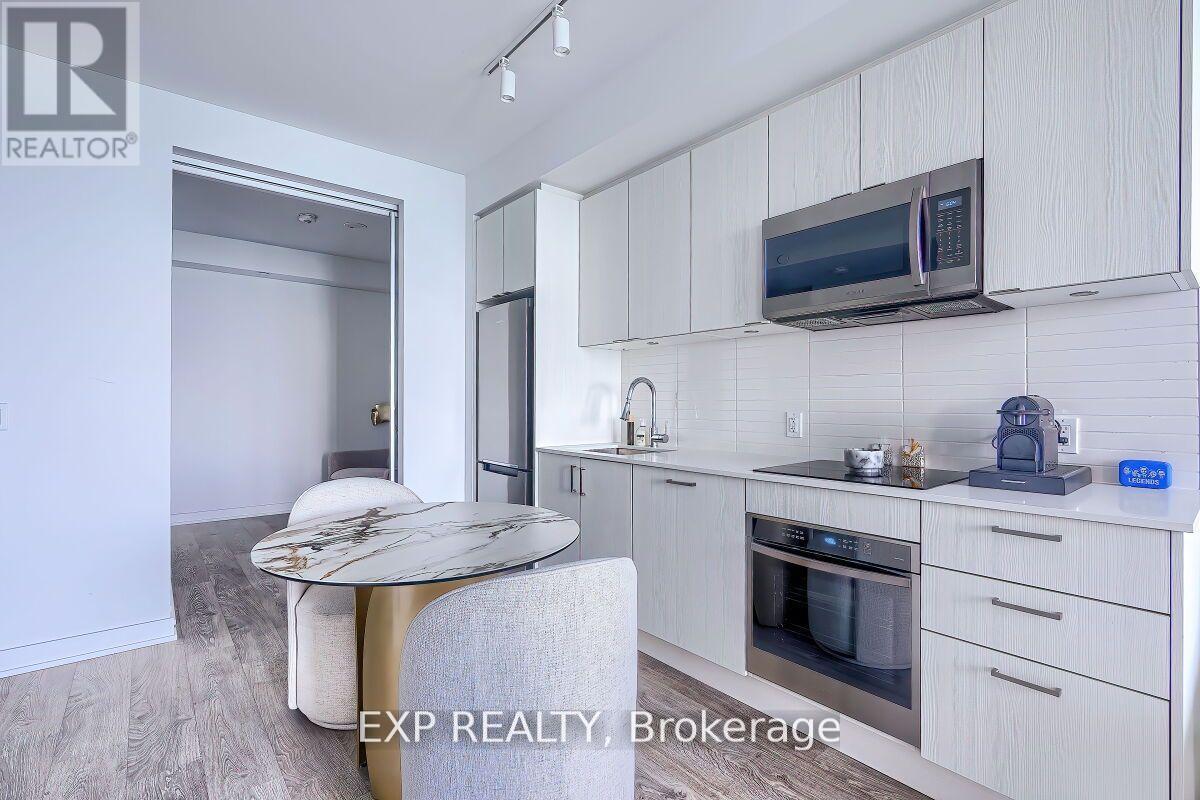 2909 - 1926 Lake Shore Boulevard W, Toronto, Ontario  M6S 1A1 - Photo 13 - W12583568