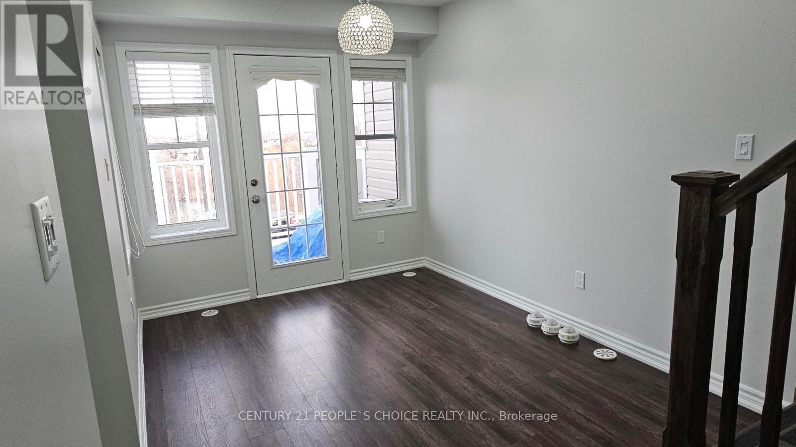 111 Glenvista Drive, Kitchener, Ontario  N2R 0E3 - Photo 15 - X12584044