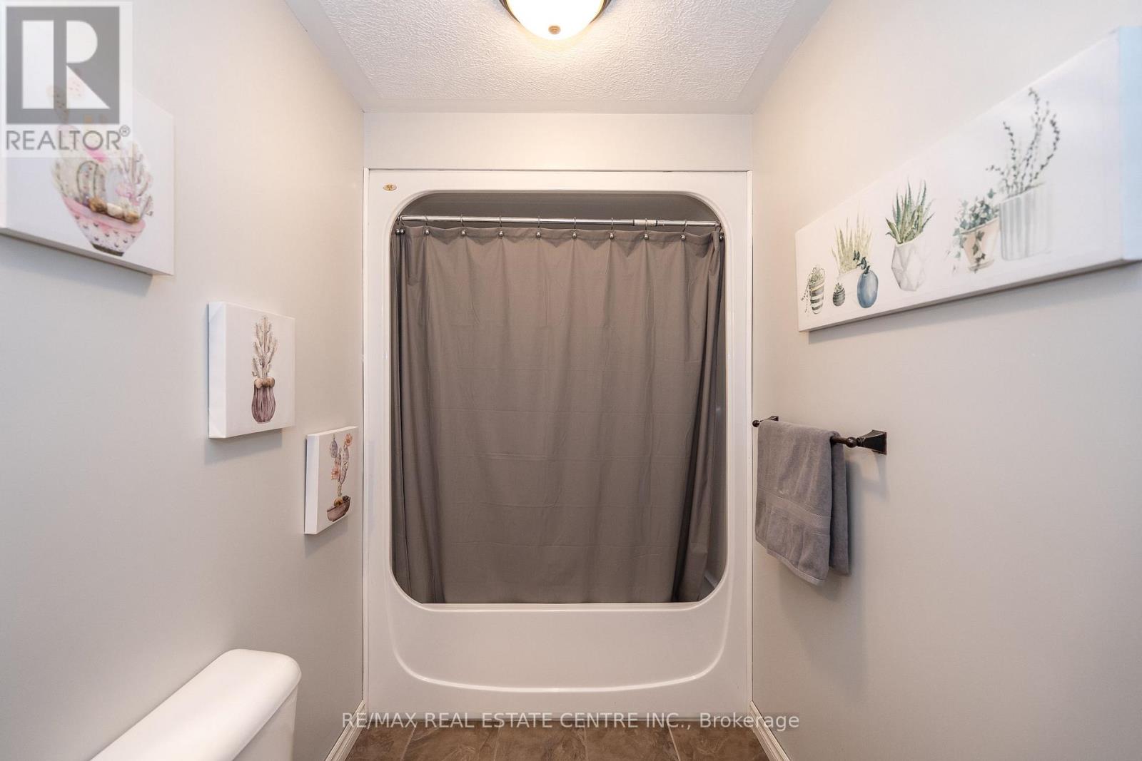 A - 405 Minnie Street, North Huron, Ontario  N0G 2W0 - Photo 21 - X12584052