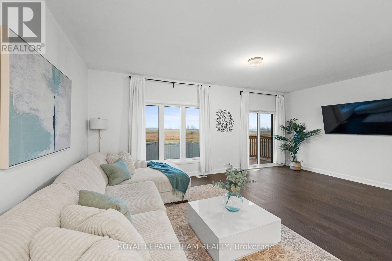 454 Arora Crescent, North Dundas, Ontario  K0C 2K0 - Photo 17 - X12584058