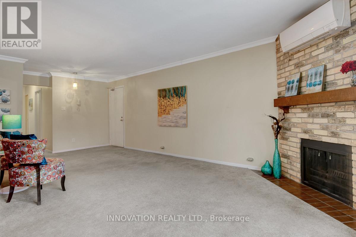 B - 216 Equestrian Drive, Ottawa, Ontario  K2M 1E2 - Photo 11 - X12584062