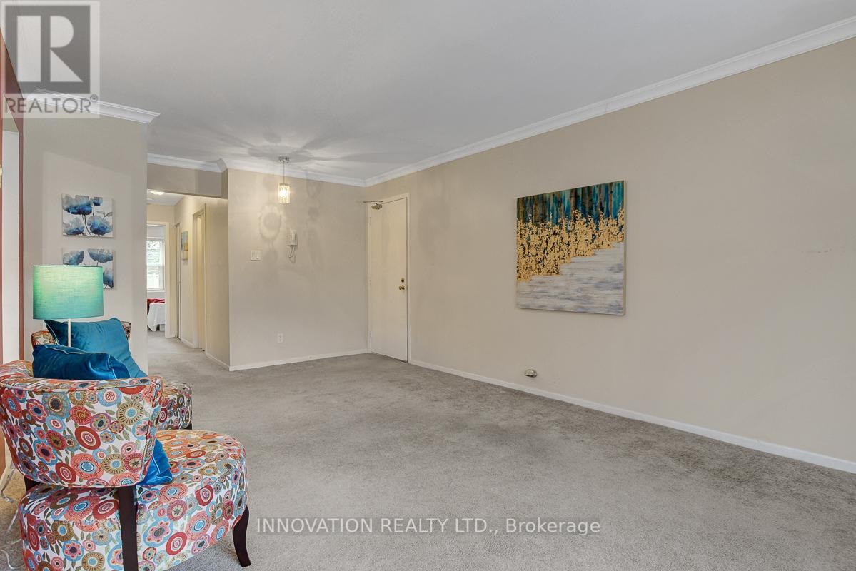 B - 216 Equestrian Drive, Ottawa, Ontario  K2M 1E2 - Photo 7 - X12584062