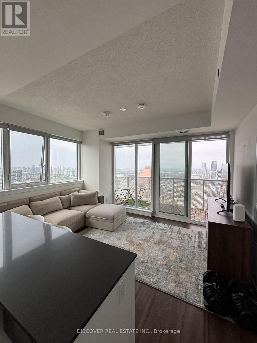 3704 - 4065 Confederation Parkway, Mississauga, Ontario  L5B 0L4 - Photo 13 - W12584042