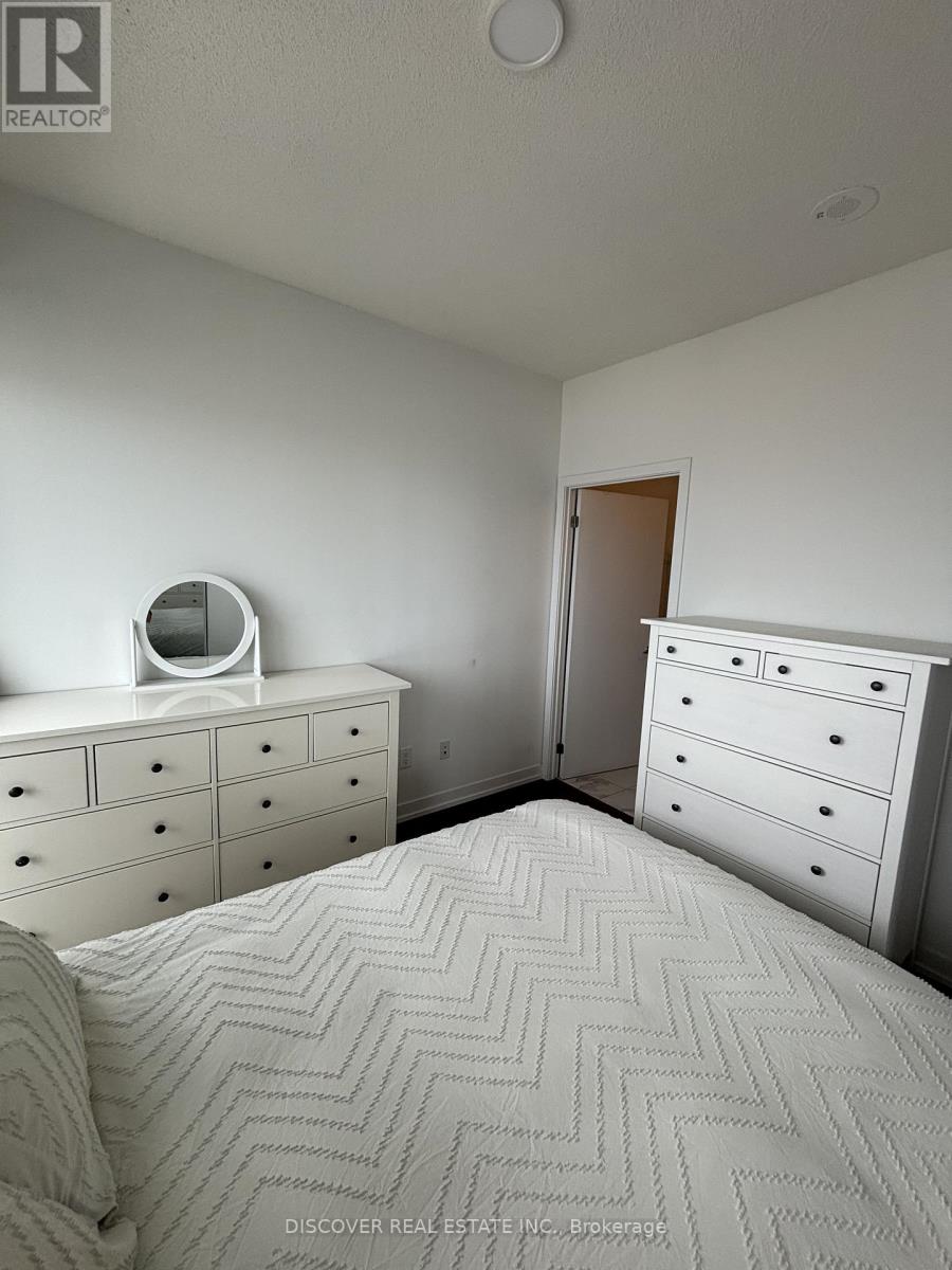 3704 - 4065 Confederation Parkway, Mississauga, Ontario  L5B 0L4 - Photo 16 - W12584042