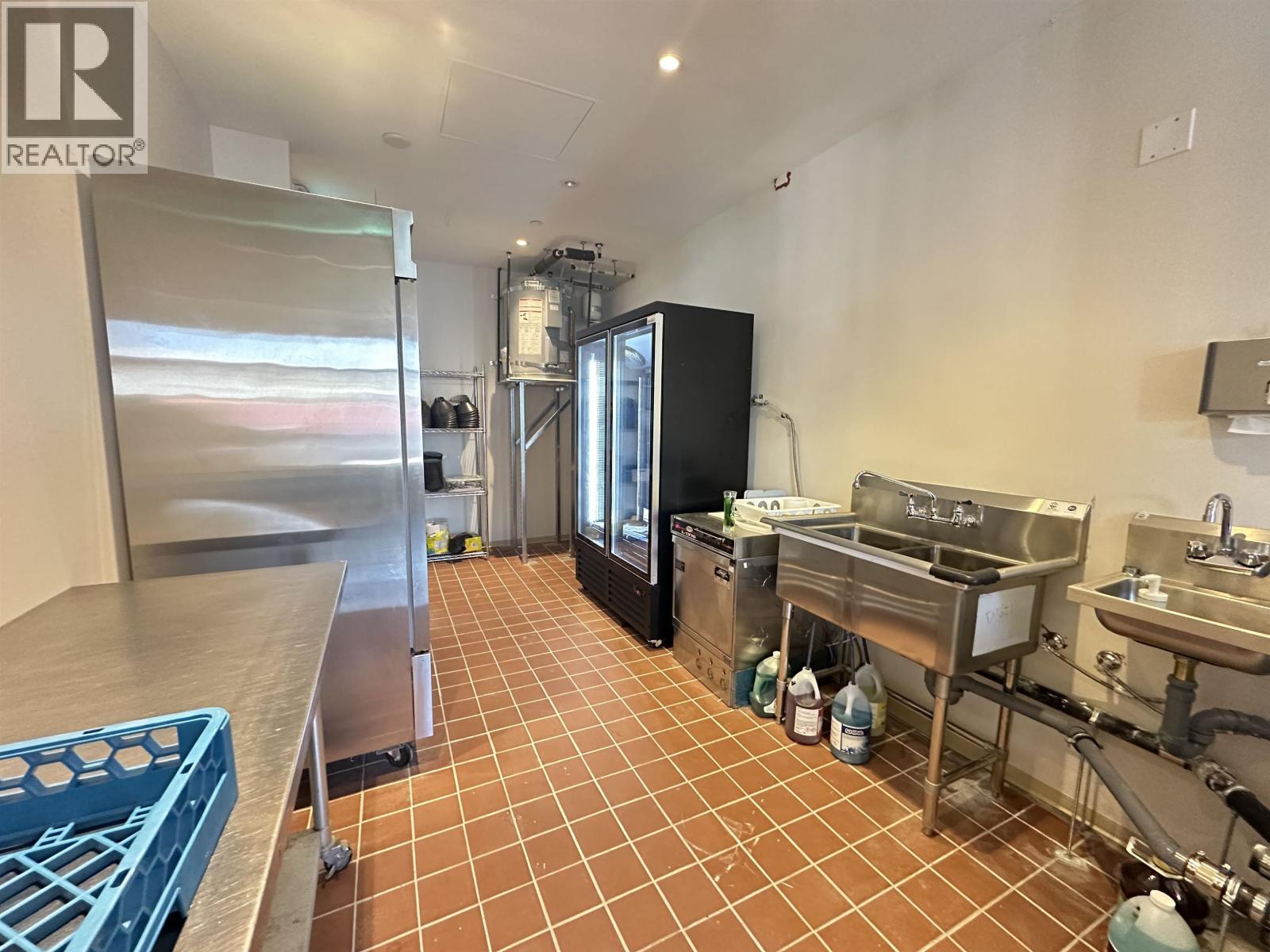 8982 University High Street, Burnaby, British Columbia  V5A 4X6 - Photo 7 - C8074158