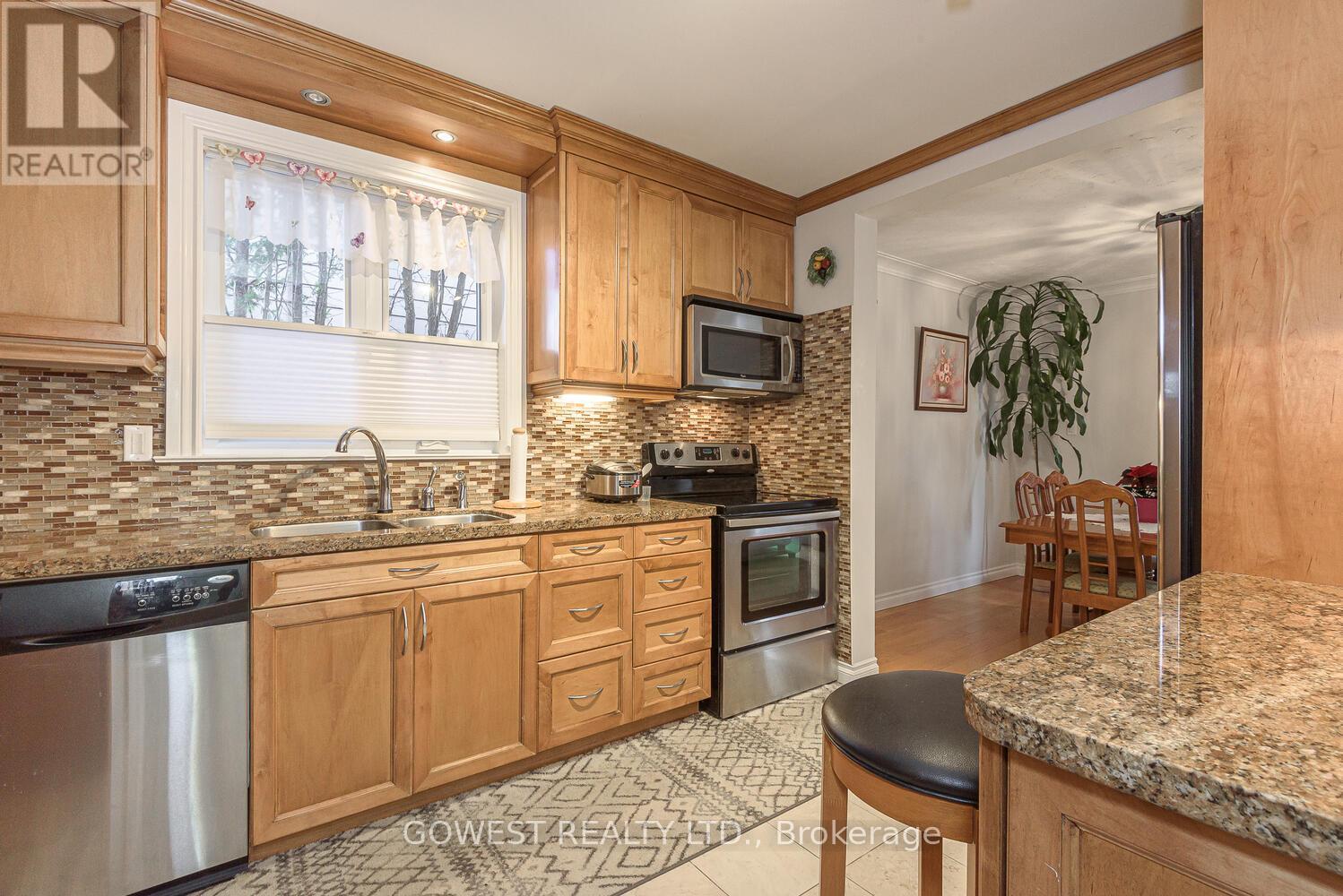 56 Panmure Crescent, Toronto, Ontario M1K 4Y6 - Photo 24 - E12584060