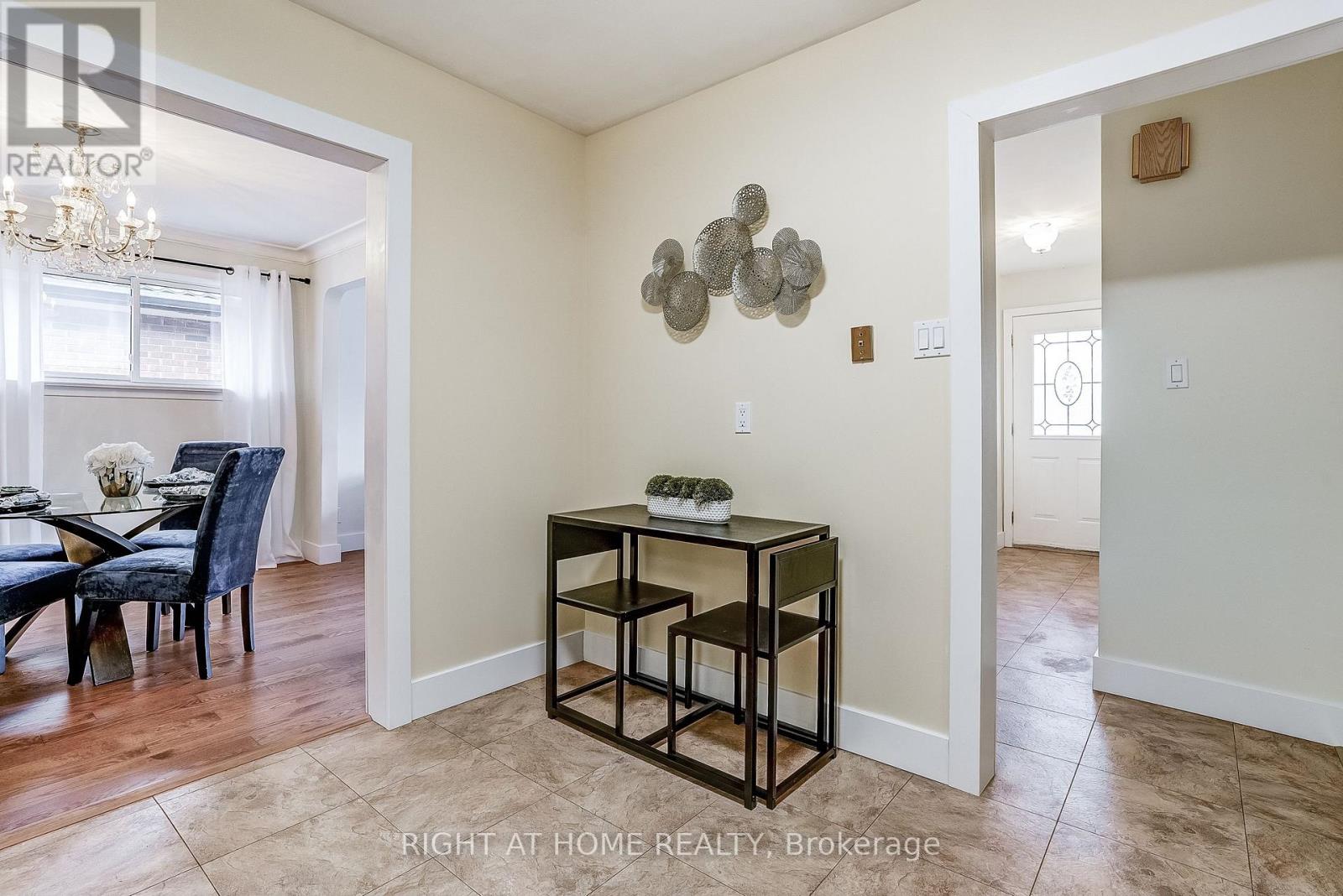 374 Toynevale Road, Pickering, Ontario L1W 2H1 - Photo 15 - E12584068