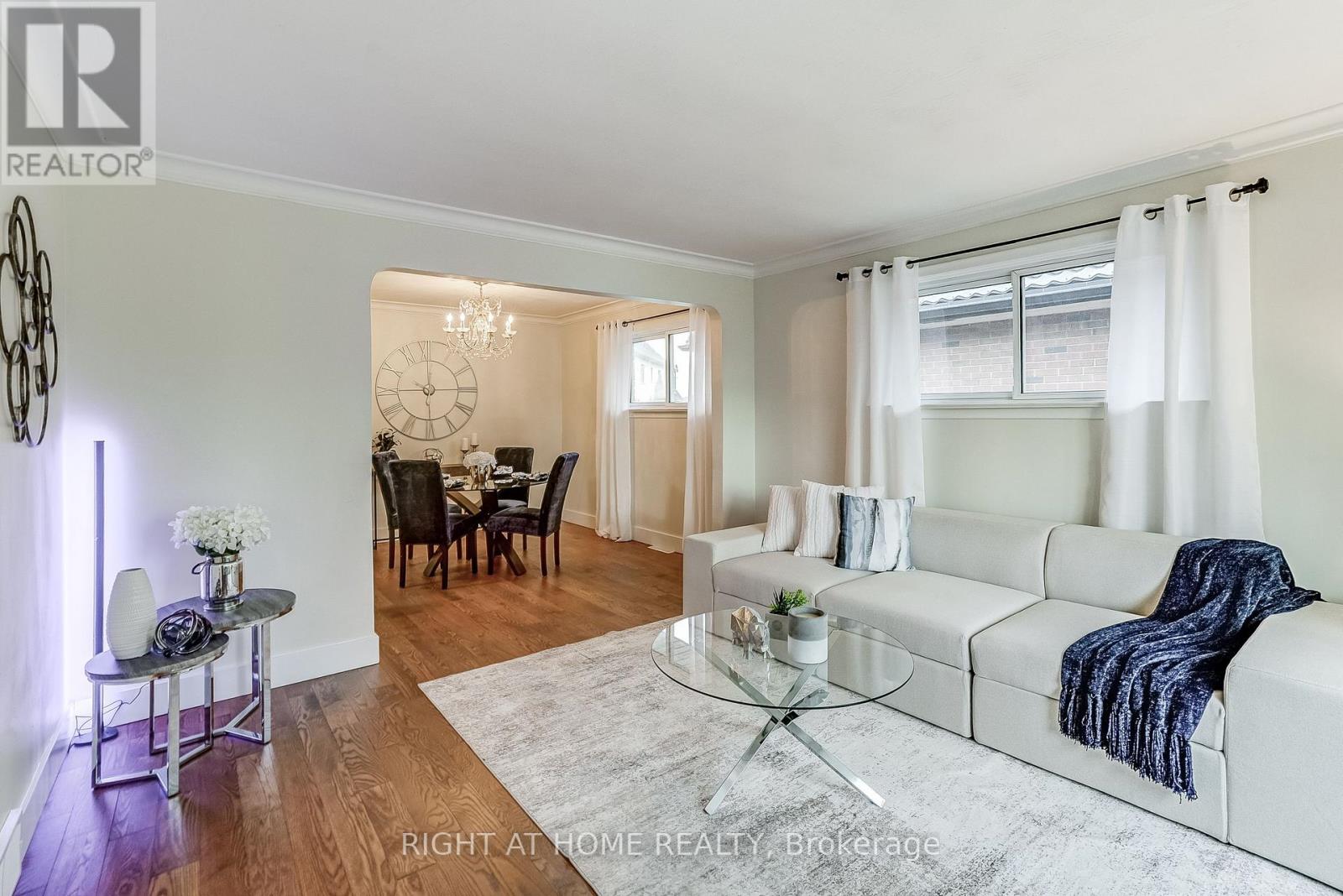 374 Toynevale Road, Pickering, Ontario L1W 2H1 - Photo 7 - E12584068