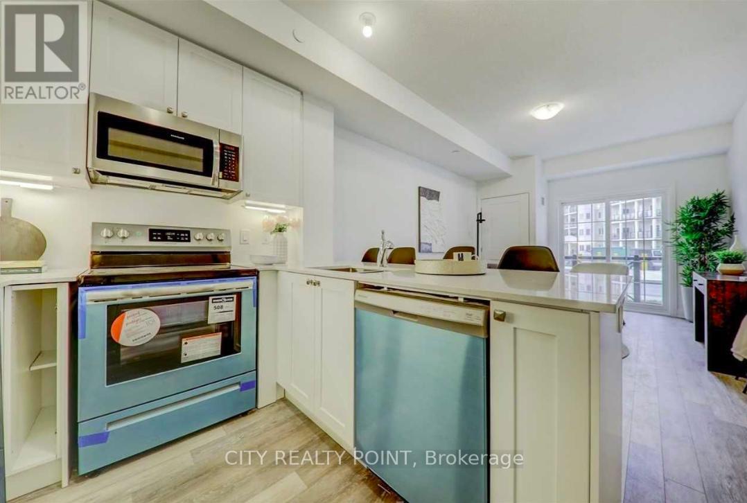 121 - 50 Lakebreeze Drive E, Clarington, Ontario L1B 0V9 - Photo 8 - E12584070