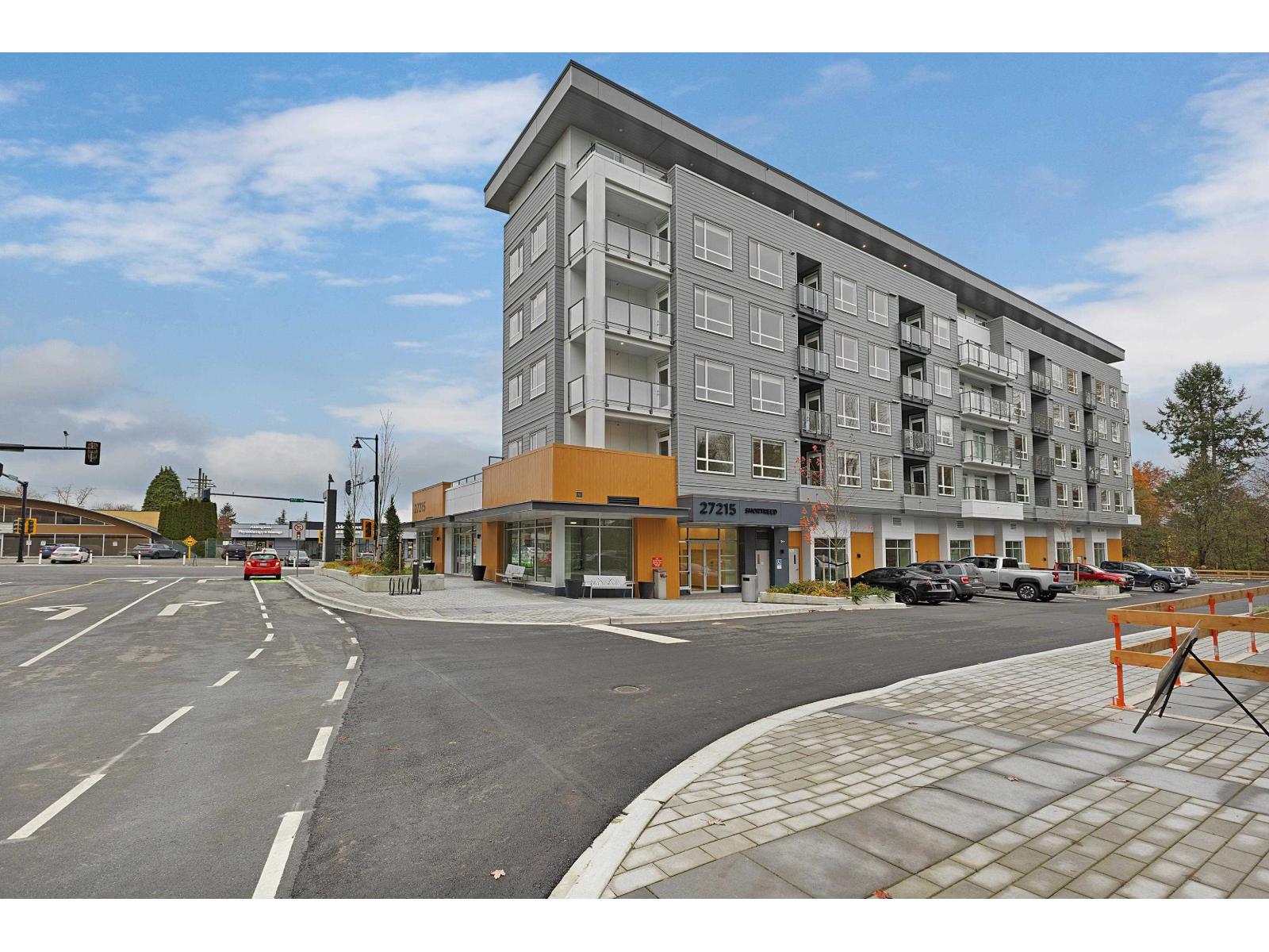 B5XX 27215 ALDERGROVE TOWNCENTRE DRIVE, Langley, British Columbia