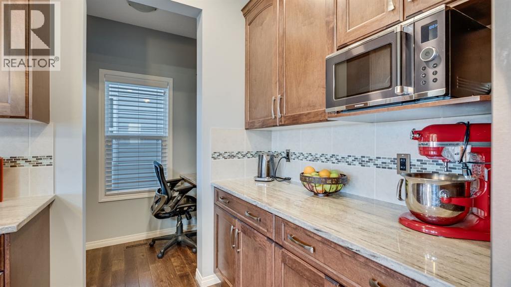 343 Hillcrest Heights Sw, Airdrie, Alberta  T4B 4C1 - Photo 8 - A2266091