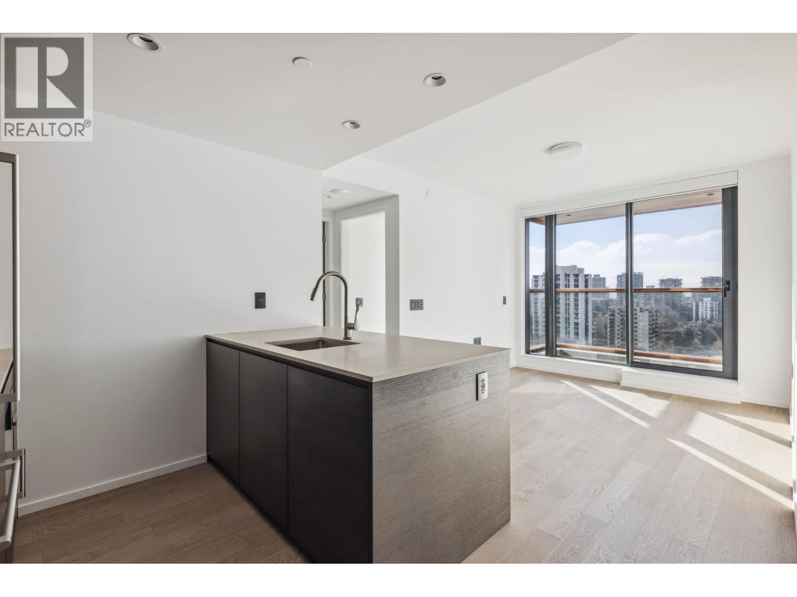 1901 1408 ROBSON STREET, Vancouver, British Columbia