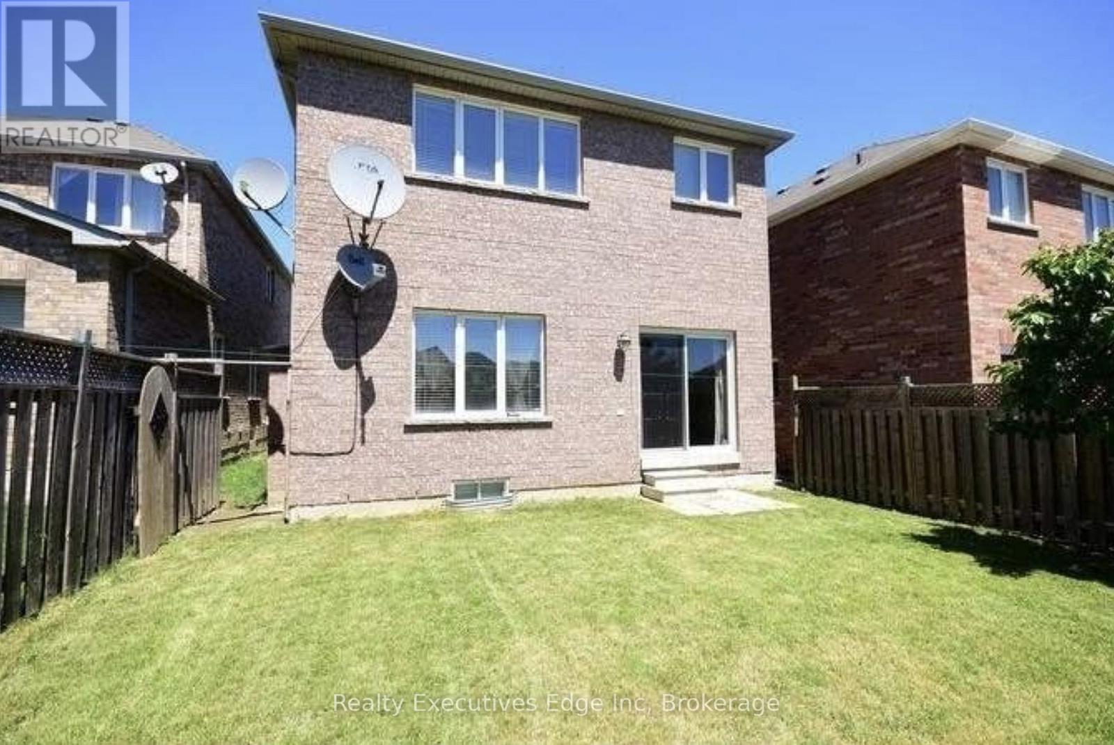 3364 Chief Mbulu Way, Mississauga, Ontario  L5M 0H7 - Photo 15 - W12584092