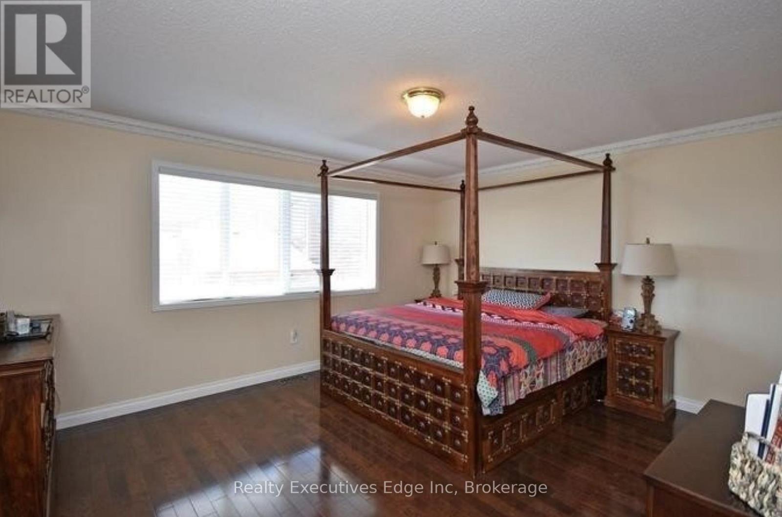 3364 Chief Mbulu Way, Mississauga, Ontario  L5M 0H7 - Photo 6 - W12584092