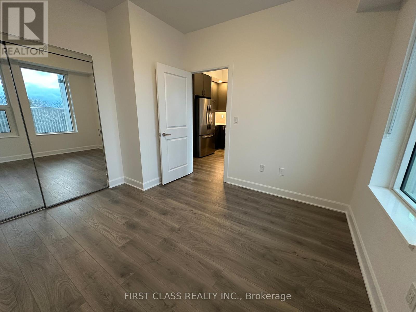 3240 William Coltson Avenue, Oakville, Ontario  L6H 8C8 - Photo 10 - W12584066