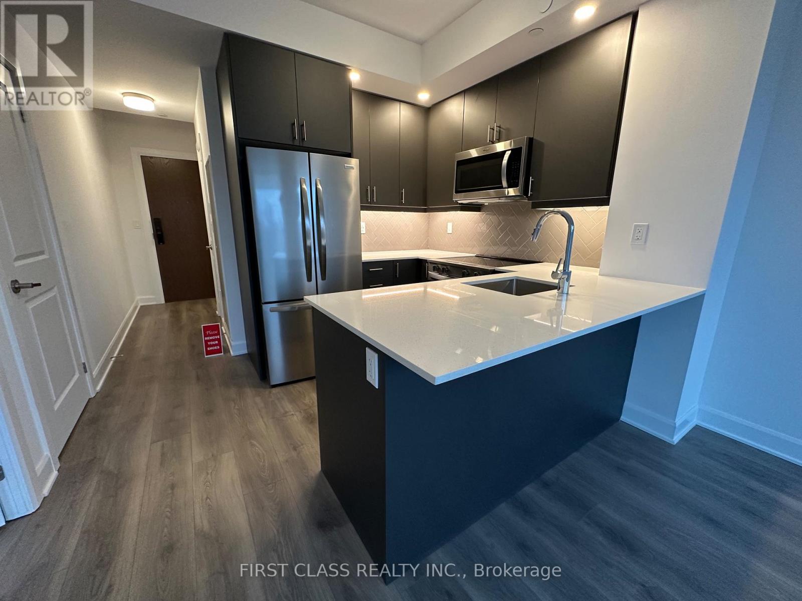 3240 William Coltson Avenue, Oakville, Ontario  L6H 8C8 - Photo 4 - W12584066