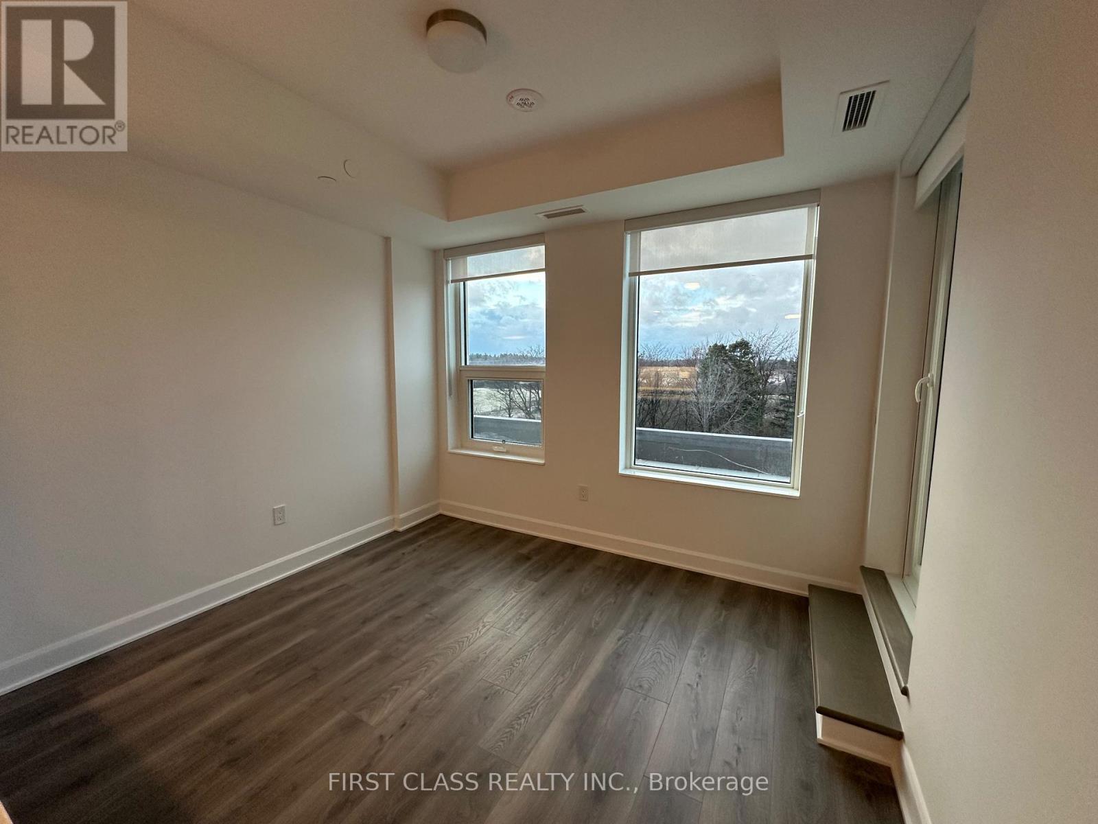 3240 William Coltson Avenue, Oakville, Ontario  L6H 8C8 - Photo 8 - W12584066