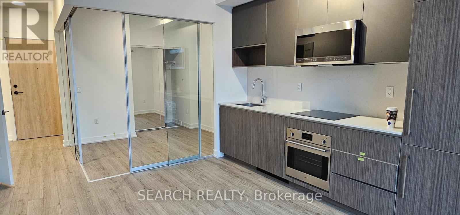 801 The Queensway, Toronto, Ontario  M8Z 1N4 - Photo 17 - W12584076