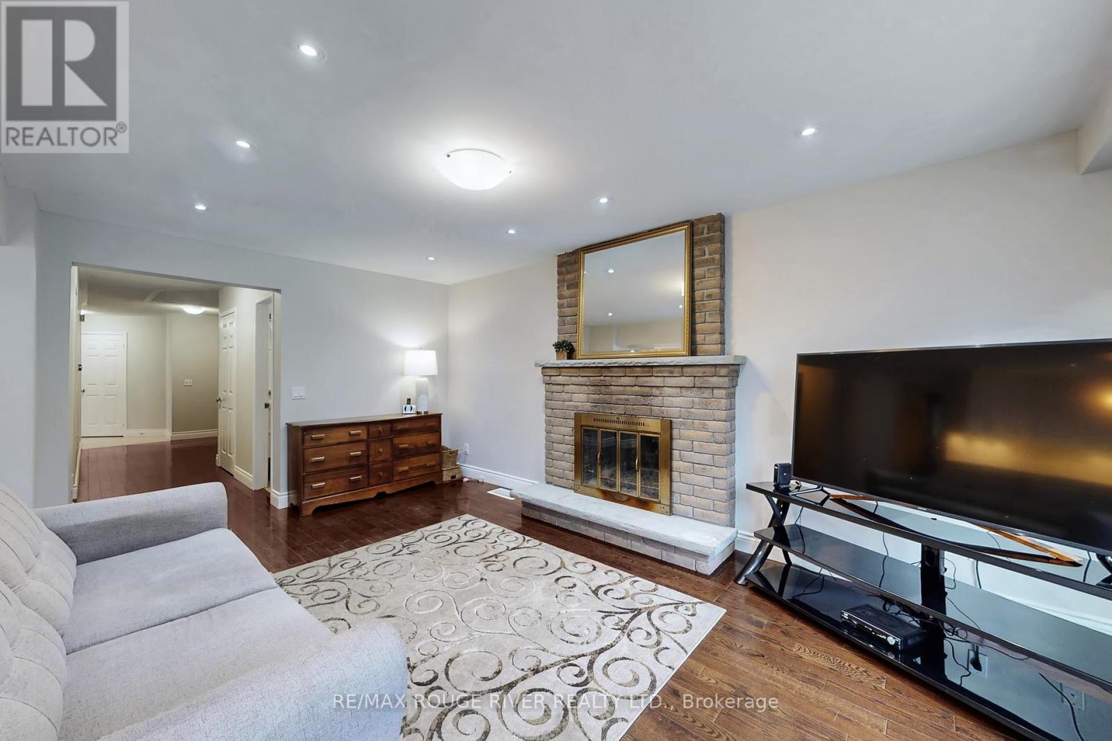 53 Greybeaver Trail, Toronto, Ontario M1C 2X4 - Photo 10 - E12583964