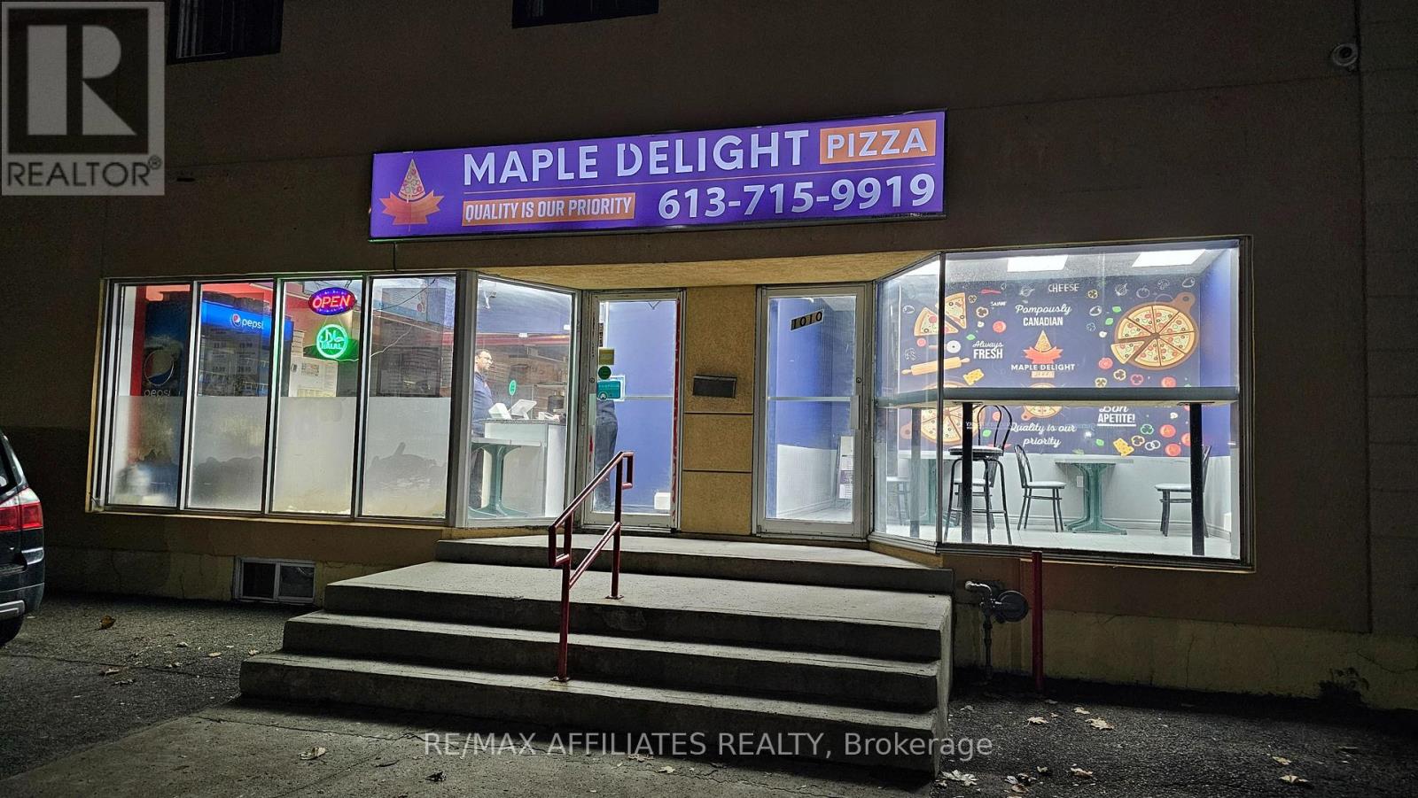 1012 MERIVALE ROAD, Ottawa, Ontario