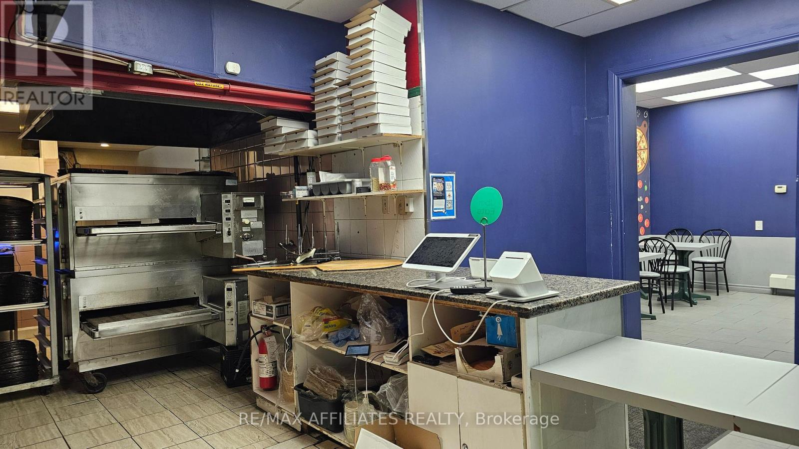 1012 Merivale Road, Ottawa, Ontario  K1Z 6A5 - Photo 6 - X12553456