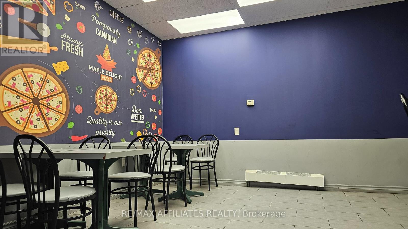 1012 Merivale Road, Ottawa, Ontario  K1Z 6A5 - Photo 2 - X12553456