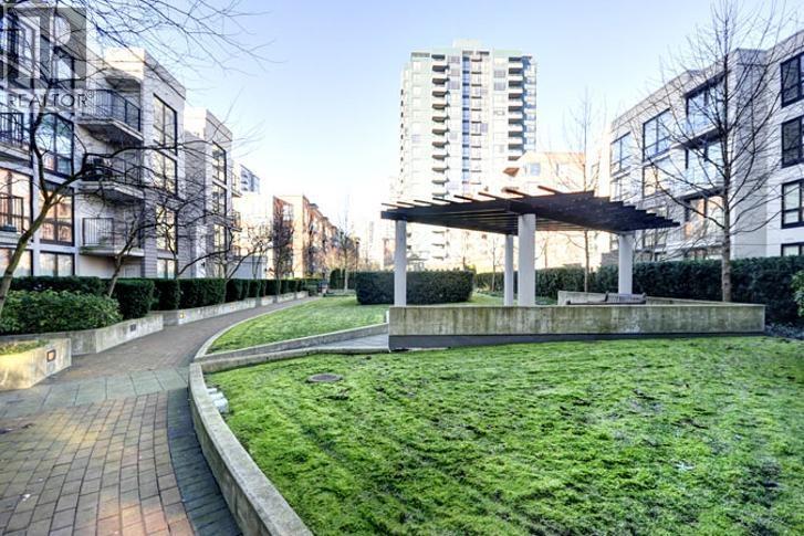 1606 3663 Crowley Drive, Vancouver, British Columbia  V5R 6H4 - Photo 8 - R3070823