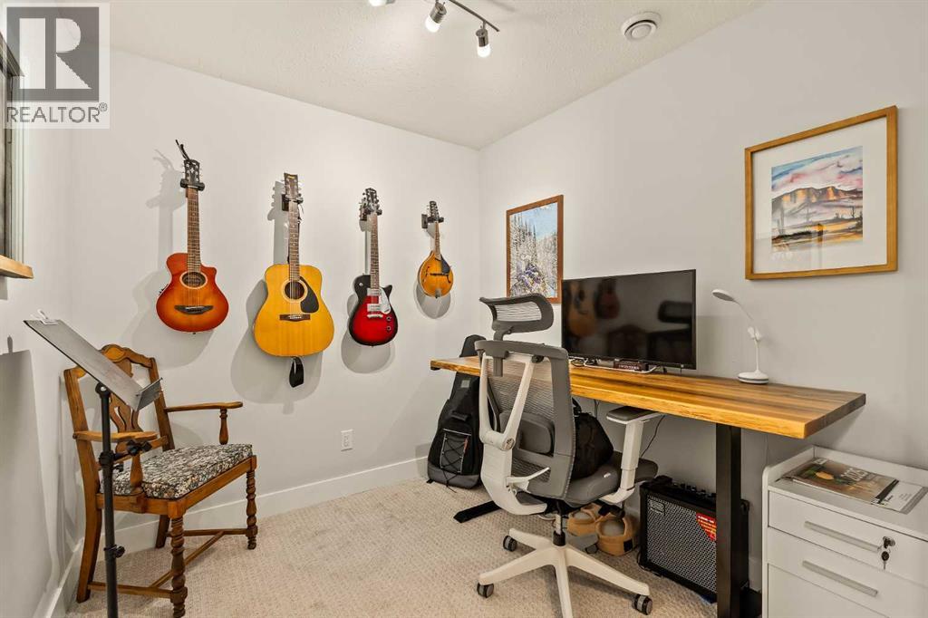 447b 23 Avenue Nw, Calgary, Alberta  T2M 1S5 - Photo 40 - A2271332