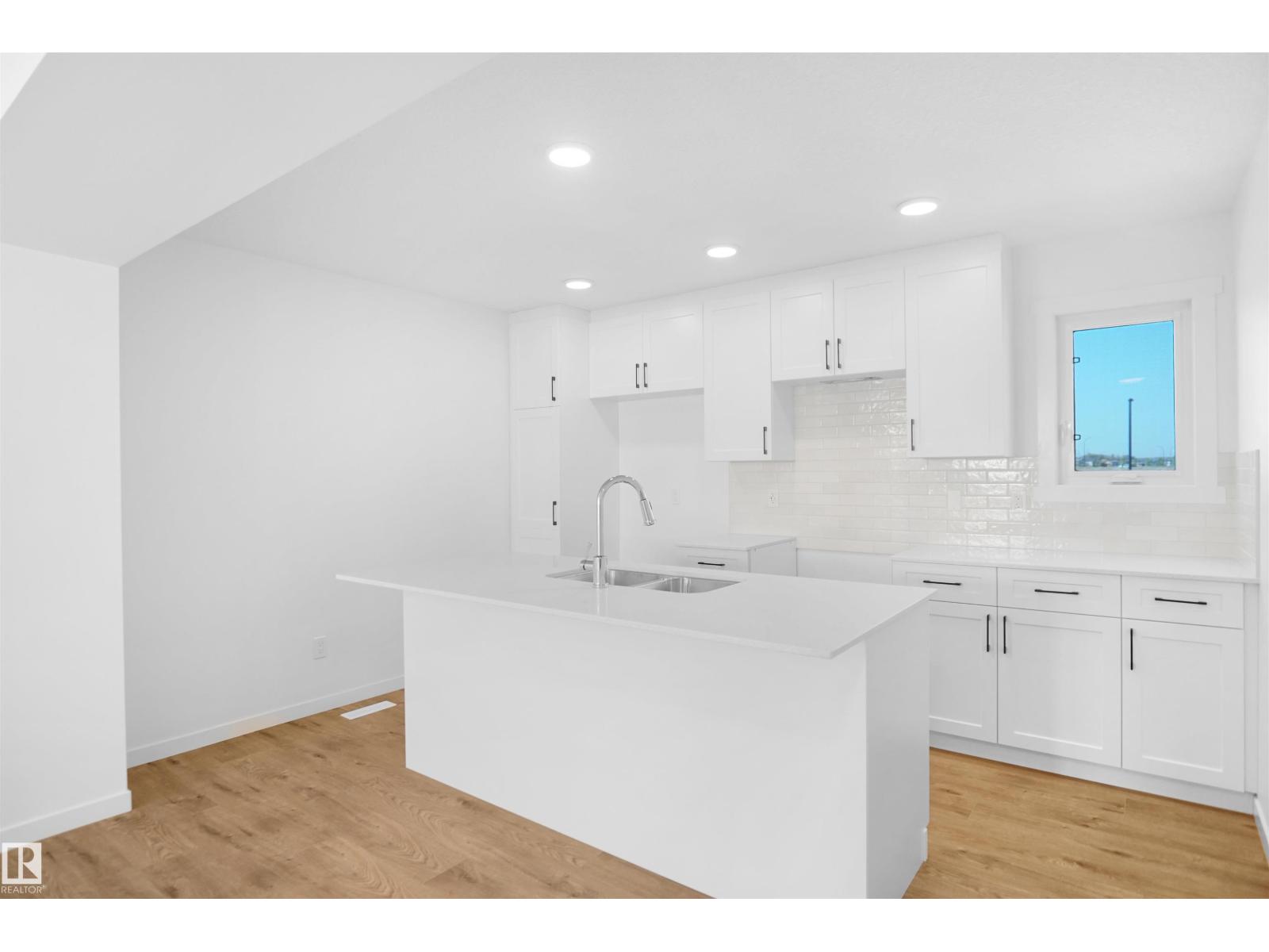 #4 29 Airport Rd Nw, Edmonton, Alberta  T5G 2P9 - Photo 6 - E4466932