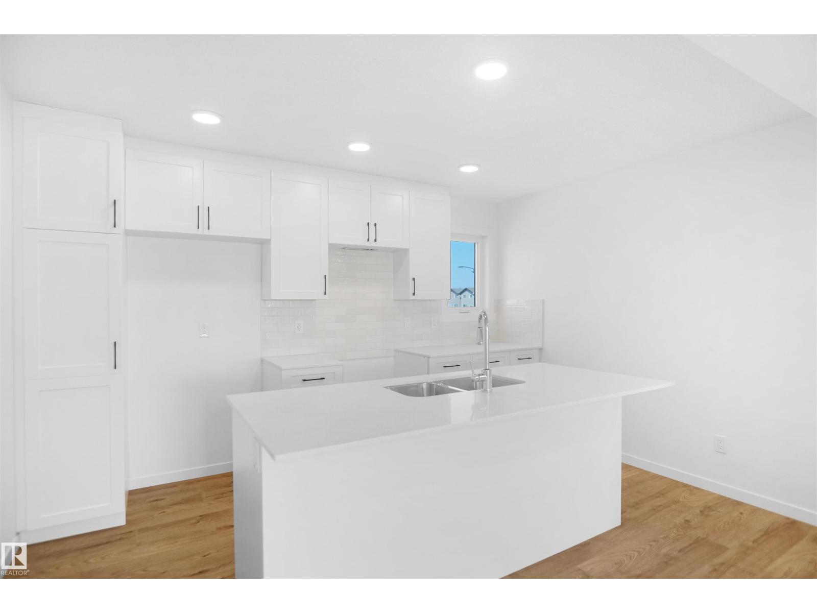 #4 29 Airport Rd Nw, Edmonton, Alberta  T5G 2P9 - Photo 8 - E4466932