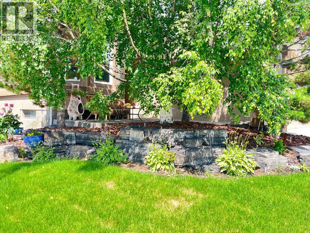 8 Mt Copper Green Se, Calgary, Alberta  T2Z 2L2 - Photo 3 - A2252543