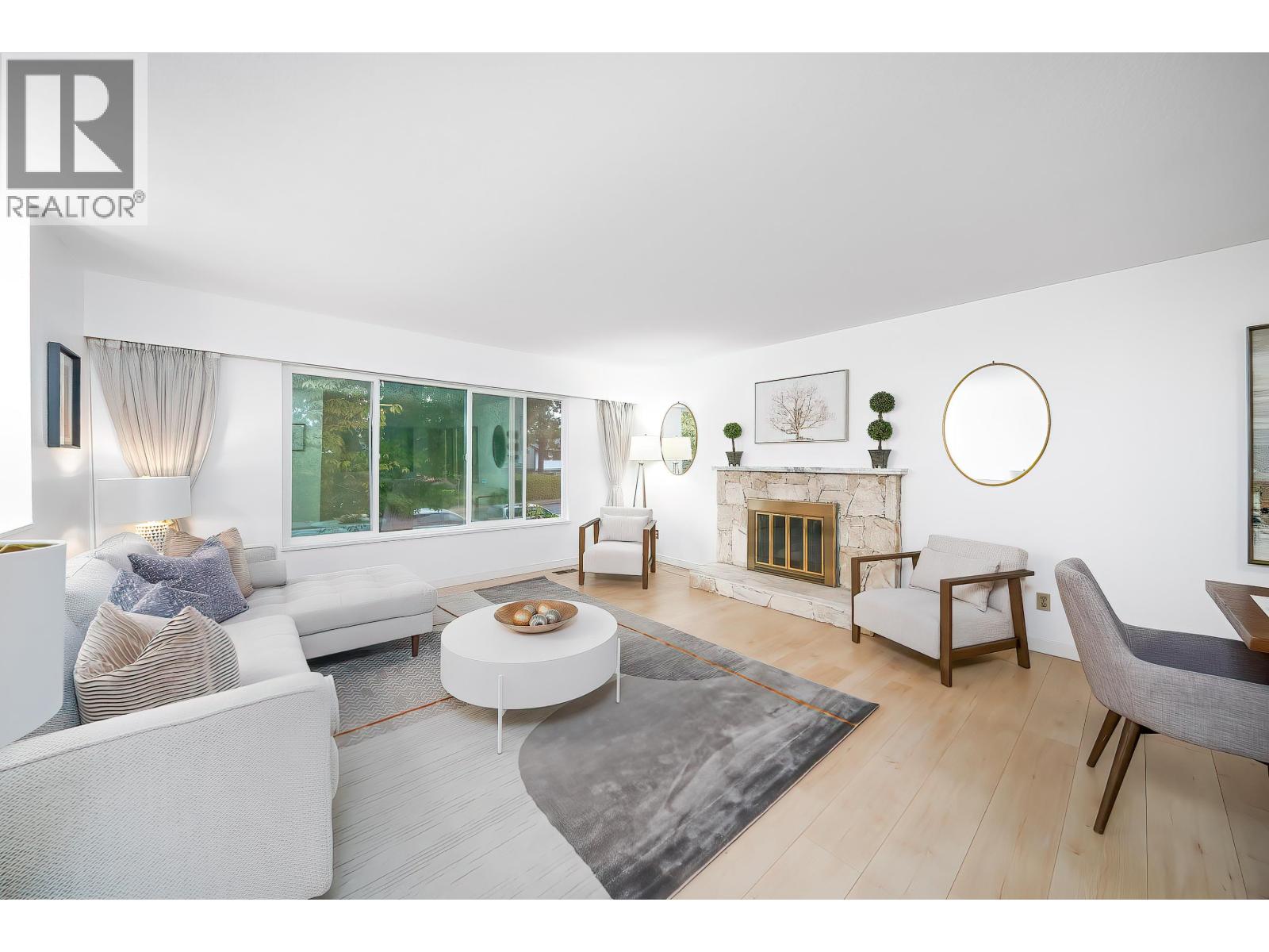 11700 Kingfisher Drive, Richmond, British Columbia  V7E 3N7 - Photo 5 - R3070696