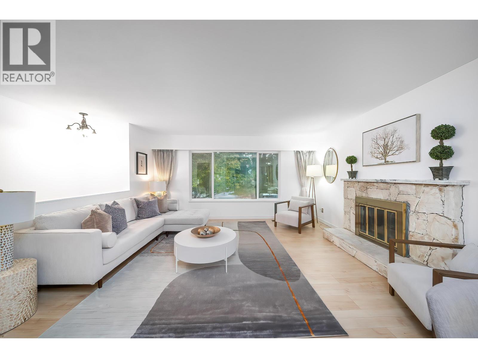 11700 Kingfisher Drive, Richmond, British Columbia  V7E 3N7 - Photo 6 - R3070696