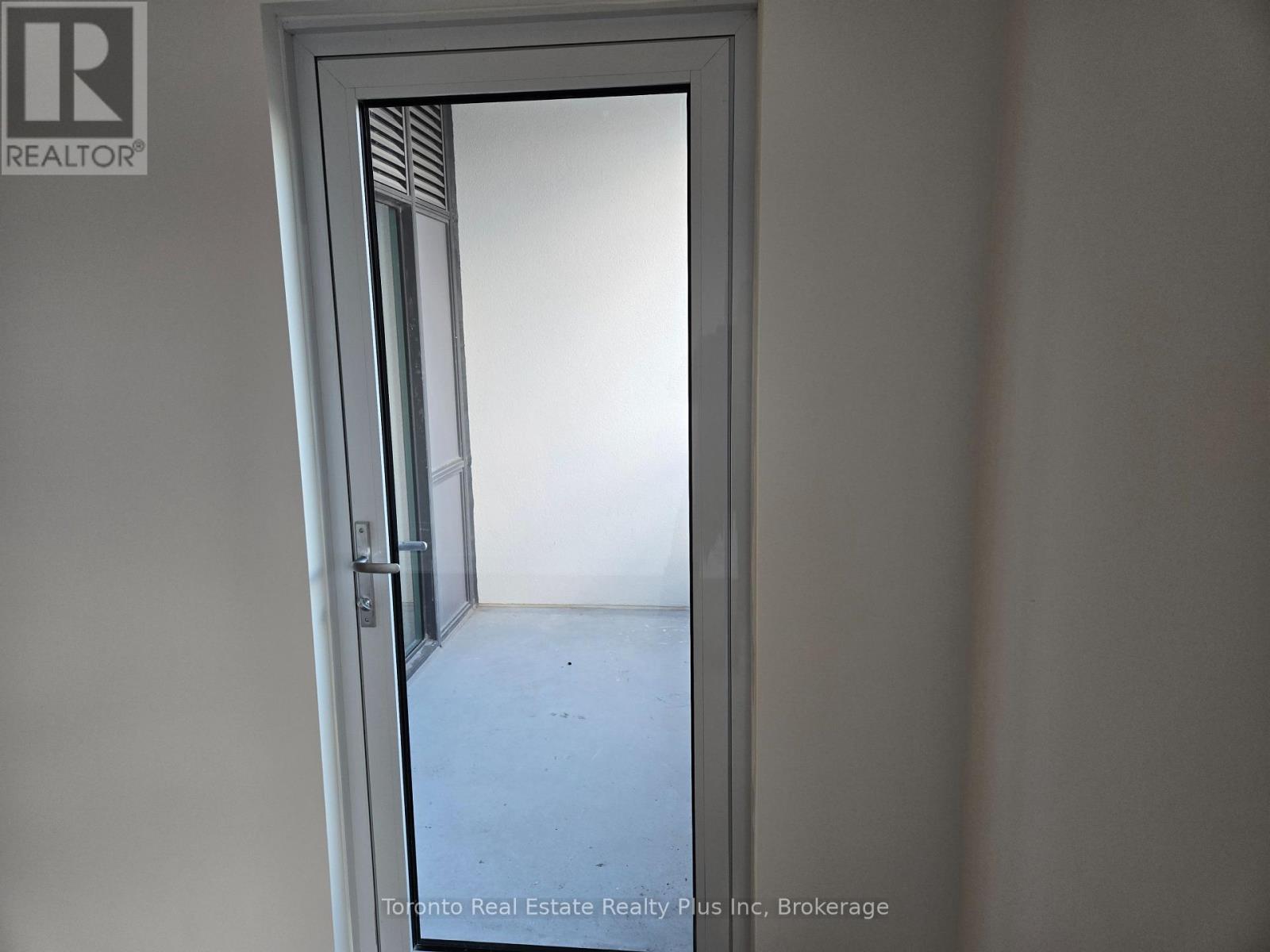 605 - 705 Davis Drive, Newmarket, Ontario  L3Y 2R2 - Photo 14 - N12584078